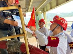 说明: D:\2.现场图片\2023年6月\机组检修党员突击队活动原图\IMG_3094.JPG